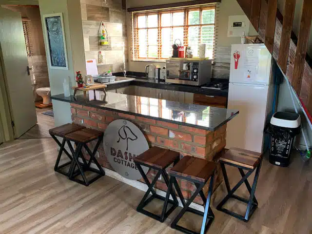 Far Away Place - Dashy Cottage - Midlands Meander KZN